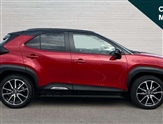 Toyota Yaris Image 2