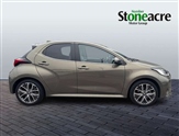 Toyota Yaris Image 2