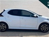 Toyota Yaris Image 2