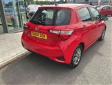 Toyota Yaris Image 4