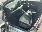 Toyota Yaris Image 6