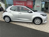 Toyota Yaris Image 2