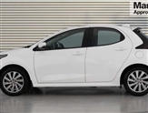 Toyota Yaris Image 6