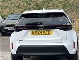 Toyota Yaris Image 5
