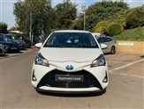Toyota Yaris Image 2
