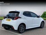 Toyota Yaris Image 2