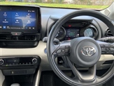Toyota Yaris Image 6