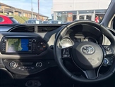 Toyota Yaris Image 6