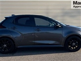 Toyota Yaris Image 2