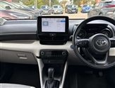 Toyota Yaris Image 6
