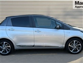 Toyota Yaris Image 2