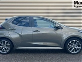 Toyota Yaris Image 2