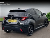 Toyota Yaris Image 2