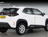 Toyota Yaris Image 2