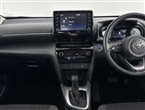 Toyota Yaris Image 5