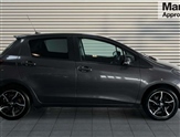Toyota Yaris Image 2