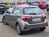 Toyota Yaris Image 2
