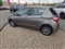 Toyota Yaris Image 9