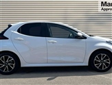 Toyota Yaris Image 2