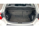 Toyota Yaris Image 4