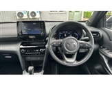 Toyota Yaris Image 6