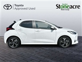 Toyota Yaris Image 4