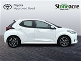 Toyota Yaris Image 4