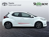 Toyota Yaris Image 4