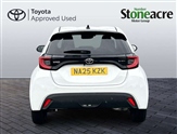 Toyota Yaris Image 6