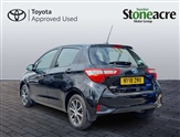 Toyota Yaris Image 6
