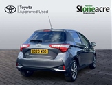 Toyota Yaris Image 5