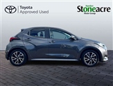 Toyota Yaris Image 4