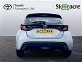 Toyota Yaris Image 6