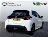Toyota Yaris Image 5