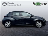 Toyota Yaris Image 4