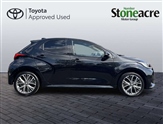 Toyota Yaris Image 4