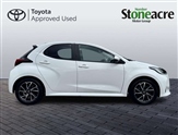 Toyota Yaris Image 4