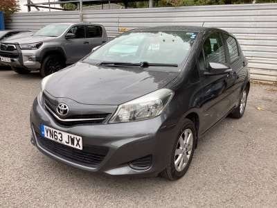 Large image for the Used Toyota YARIS