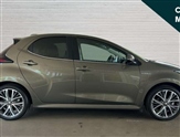 Toyota Yaris Image 2