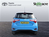 Toyota Yaris Image 6