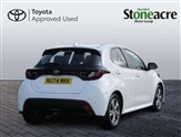 Toyota Yaris Image 5