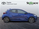 Toyota Yaris Image 2