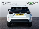 Toyota Yaris Image 6