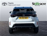 Toyota Yaris Image 6