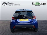 Toyota Yaris Image 6