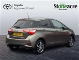 Toyota Yaris Image 5