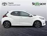 Toyota Yaris Image 4
