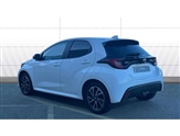 Toyota Yaris Image 2