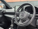 Toyota Yaris Image 2
