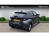 Toyota Yaris Image 2